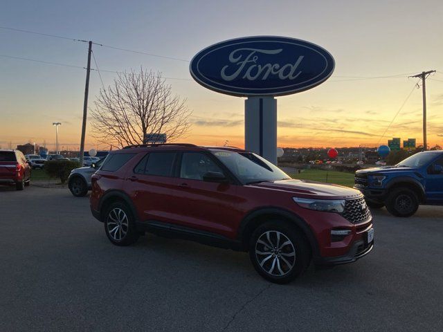 2022 Ford Explorer ST