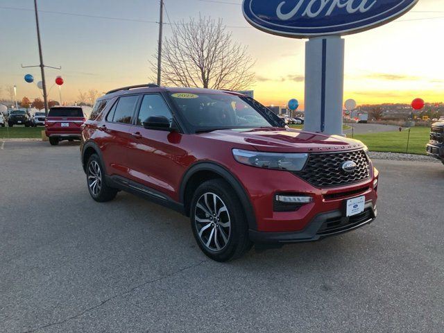 2022 Ford Explorer ST