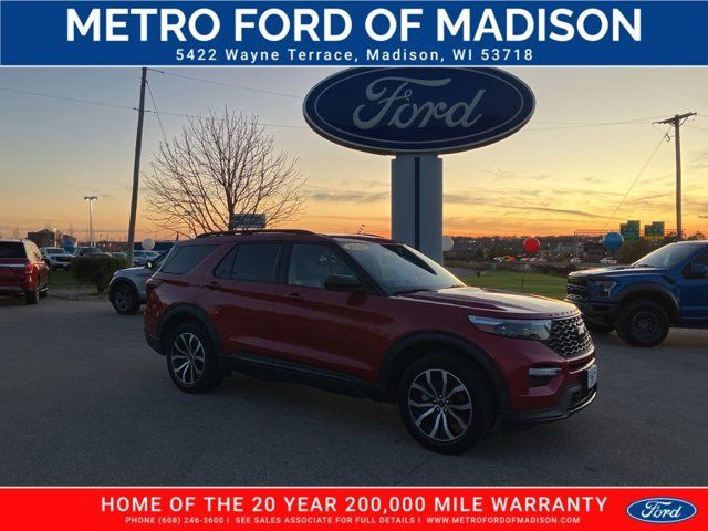 2022 Ford Explorer ST