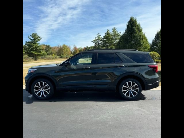 2022 Ford Explorer ST