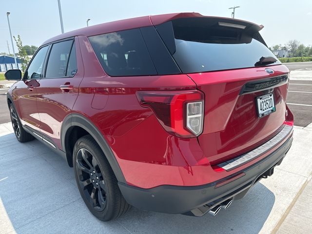 2022 Ford Explorer ST