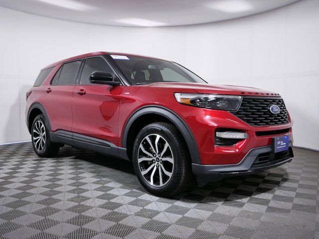 2022 Ford Explorer ST