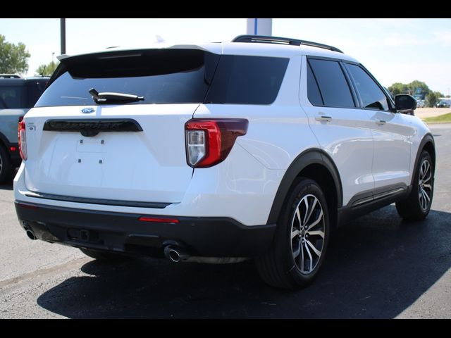 2022 Ford Explorer ST