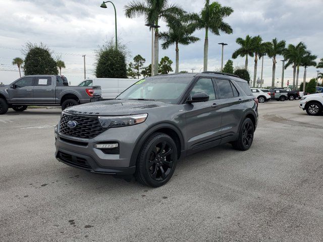 2022 Ford Explorer ST