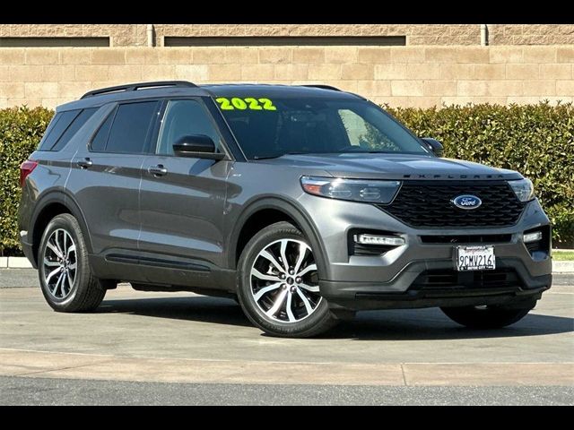 2022 Ford Explorer ST