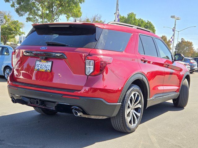 2022 Ford Explorer ST