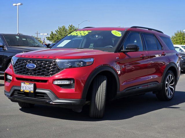 2022 Ford Explorer ST