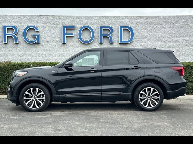 2022 Ford Explorer ST