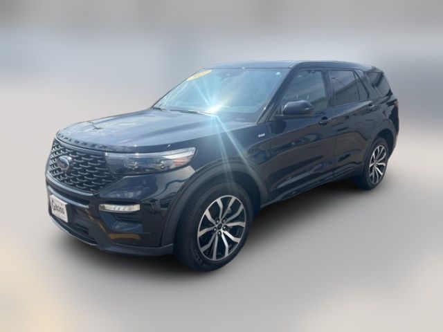 2022 Ford Explorer ST-Line