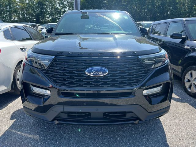 2022 Ford Explorer ST-Line