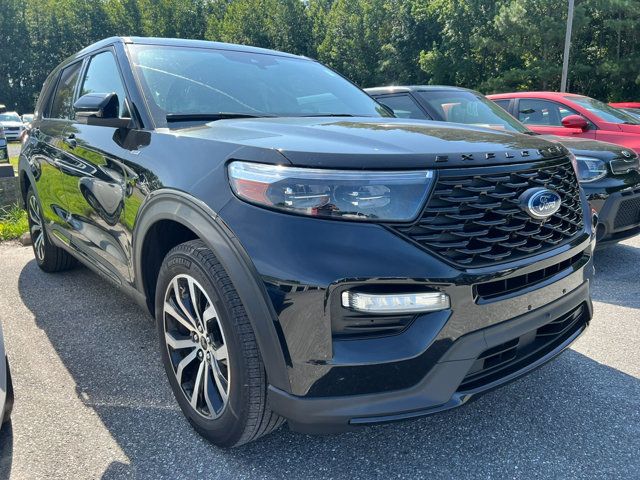 2022 Ford Explorer ST-Line