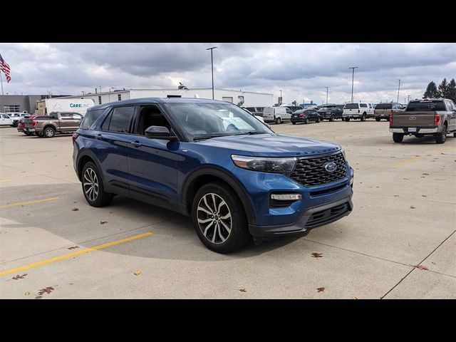 2022 Ford Explorer ST