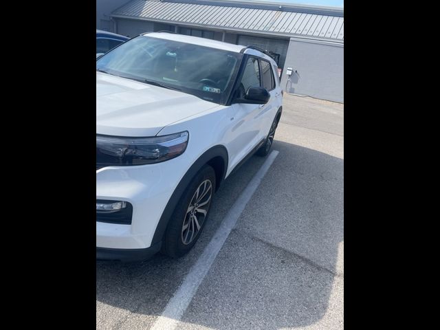 2022 Ford Explorer ST