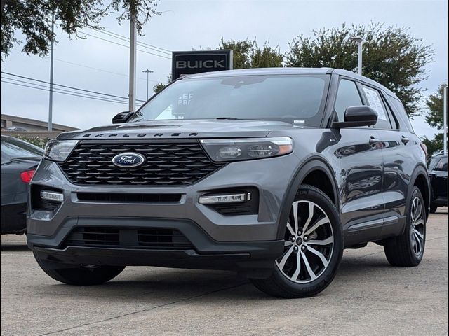 2022 Ford Explorer ST