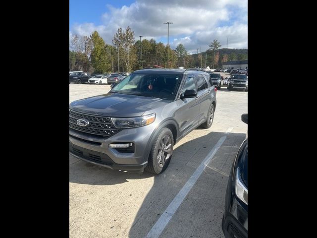 2022 Ford Explorer XLT