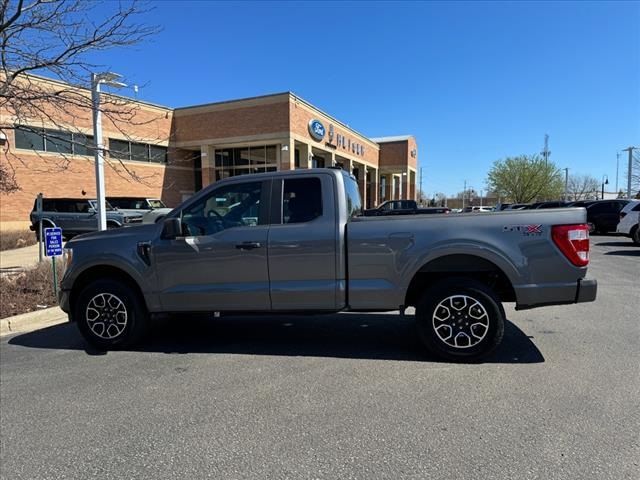 2022 Ford F-150 XL