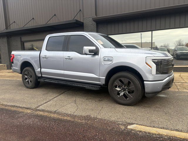 2022 Ford F-150 Lightning 