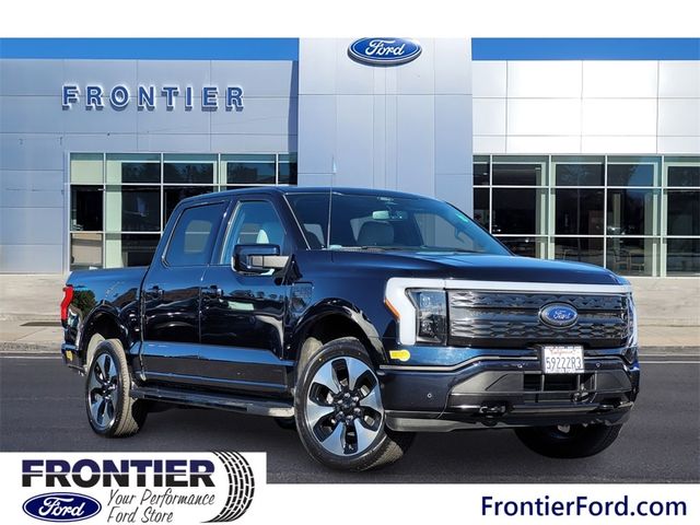 2022 Ford F-150 Lightning 