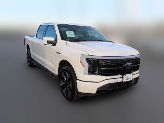 2022 Ford F-150 Lightning Platinum