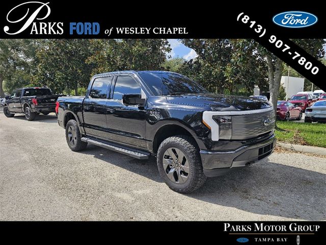 2022 Ford F-150 Lightning LARIAT