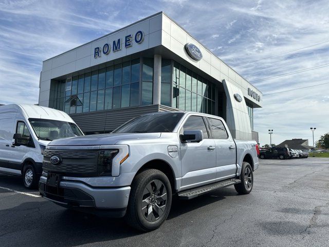 2022 Ford F-150 Lightning LARIAT