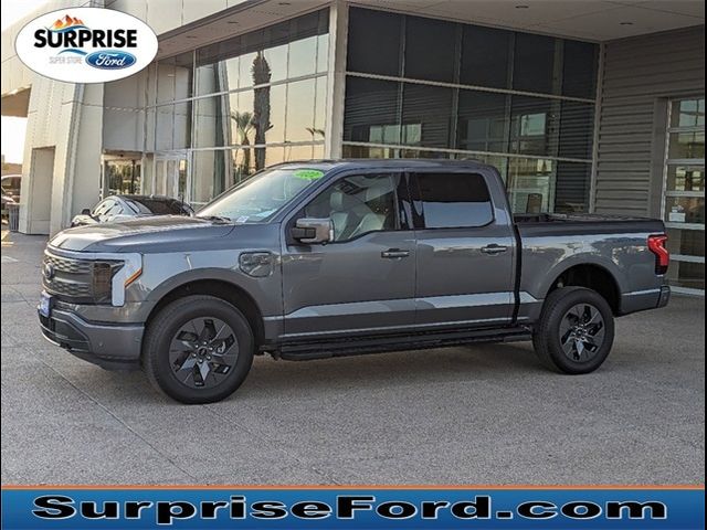 2022 Ford F-150 Lightning 