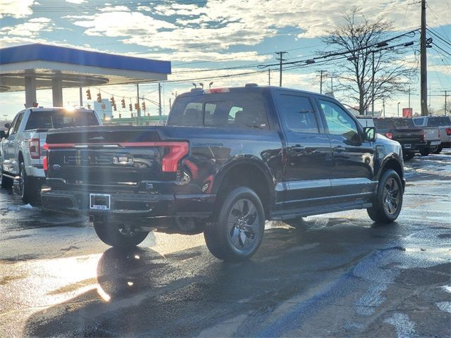 2022 Ford F-150 Lightning LARIAT