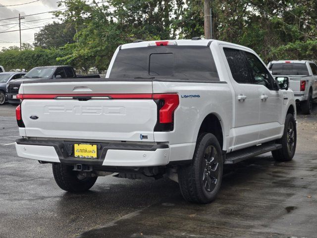 2022 Ford F-150 Lightning LARIAT