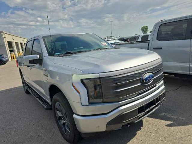 2022 Ford F-150 Lightning LARIAT