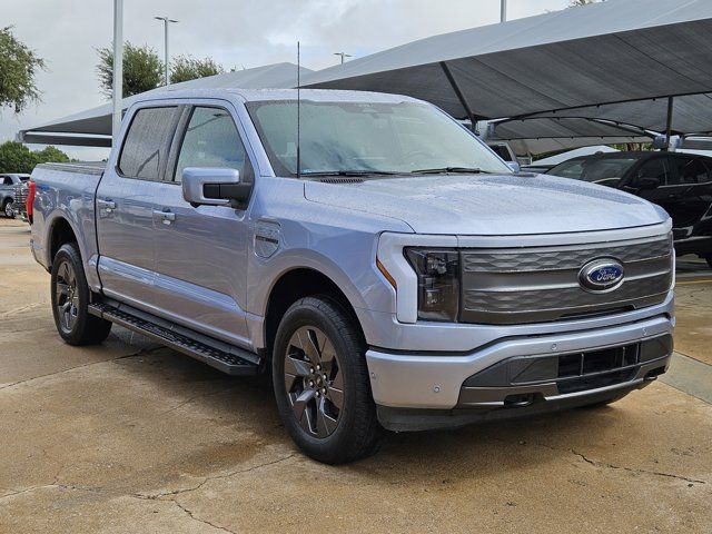 2022 Ford F-150 Lightning LARIAT