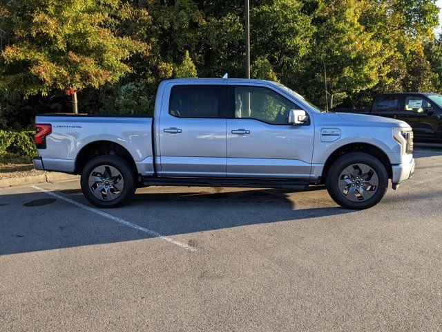 2022 Ford F-150 Lightning LARIAT