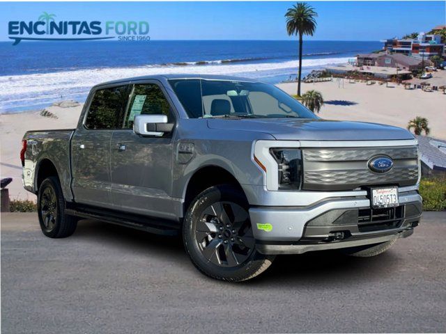 2022 Ford F-150 Lightning LARIAT