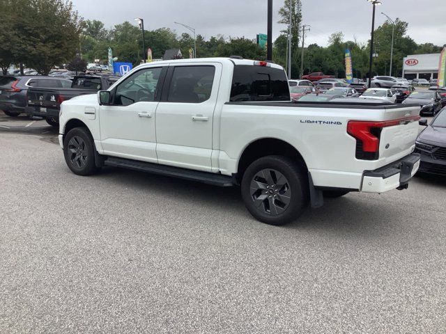 2022 Ford F-150 Lightning LARIAT