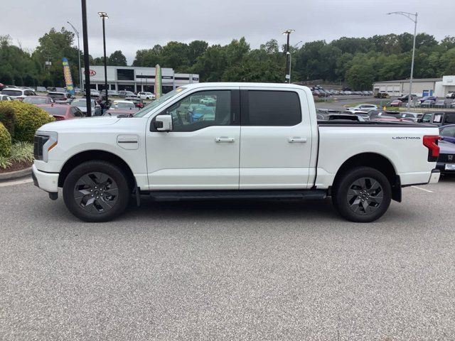 2022 Ford F-150 Lightning LARIAT