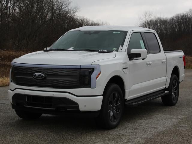 2022 Ford F-150 Lightning LARIAT