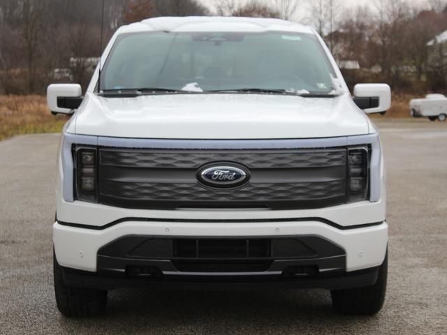 2022 Ford F-150 Lightning LARIAT