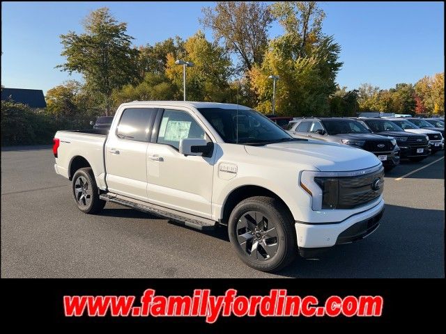 2022 Ford F-150 Lightning LARIAT