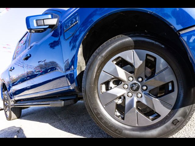 2022 Ford F-150 Lightning LARIAT