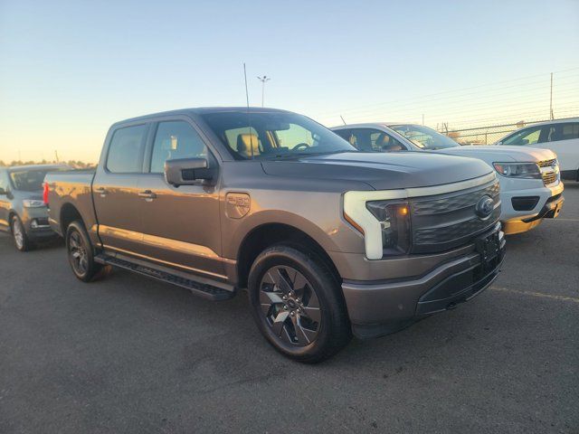 2022 Ford F-150 Lightning LARIAT