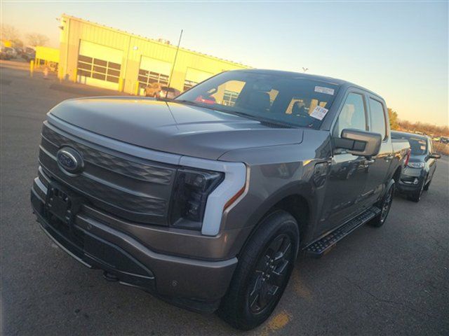 2022 Ford F-150 Lightning LARIAT