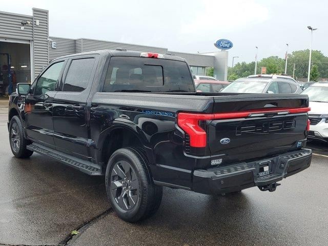 2022 Ford F-150 Lightning LARIAT