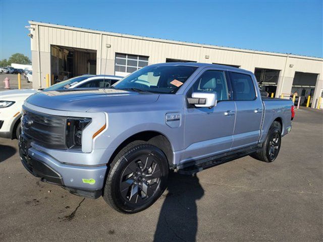 2022 Ford F-150 Lightning LARIAT