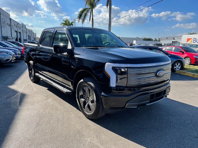 2022 Ford F-150 Lightning LARIAT