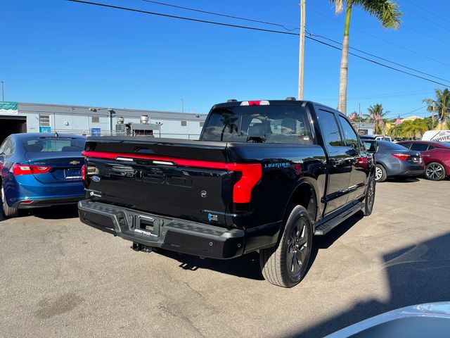 2022 Ford F-150 Lightning LARIAT