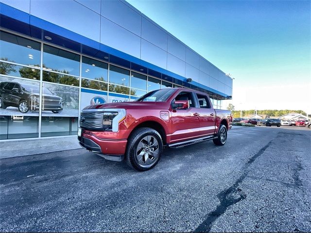 2022 Ford F-150 Lightning LARIAT