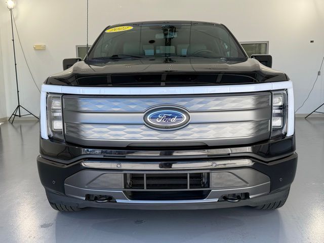 2022 Ford F-150 Lightning LARIAT