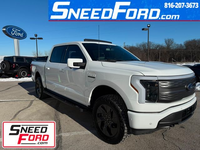 2022 Ford F-150 Lightning LARIAT