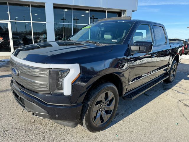 2022 Ford F-150 Lightning LARIAT