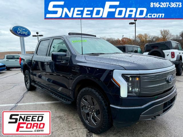 2022 Ford F-150 Lightning LARIAT