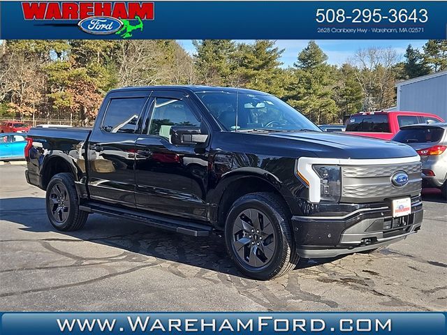 2022 Ford F-150 Lightning LARIAT